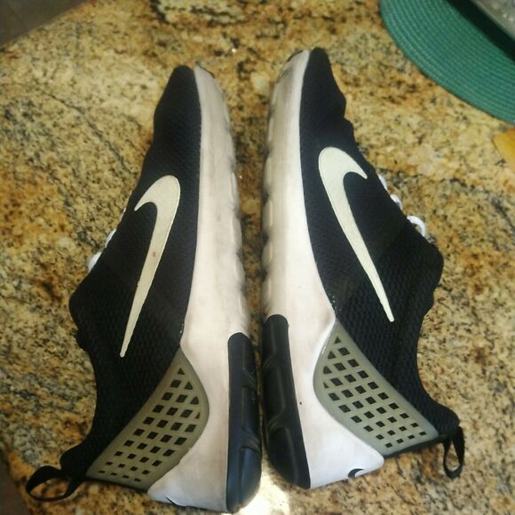 Men's Nike Lunarestoa 2 Essential Casual Shoes, 811372 010 Size 12 Black/White - Picture 7 of 12